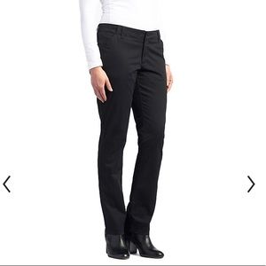 Lee - Black Straight Leg Pants